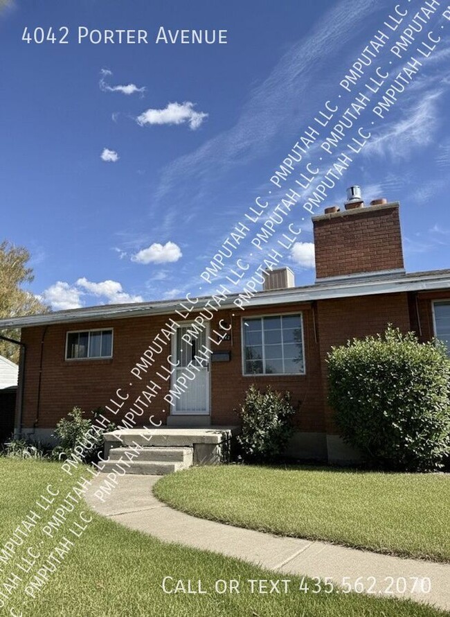 Building Photo - 4042 Porter Ave