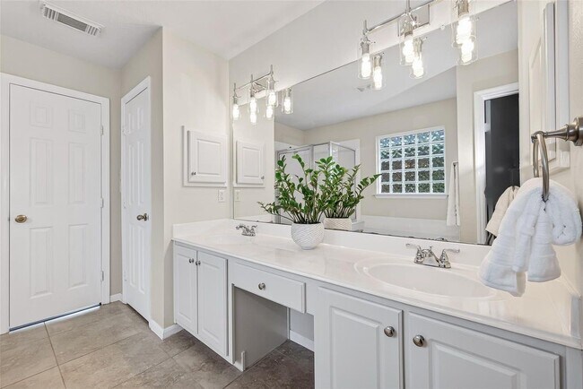 Building Photo - 20722 Smokey Sage Dr