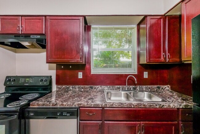 Building Photo - 7311 Miramar Pkwy