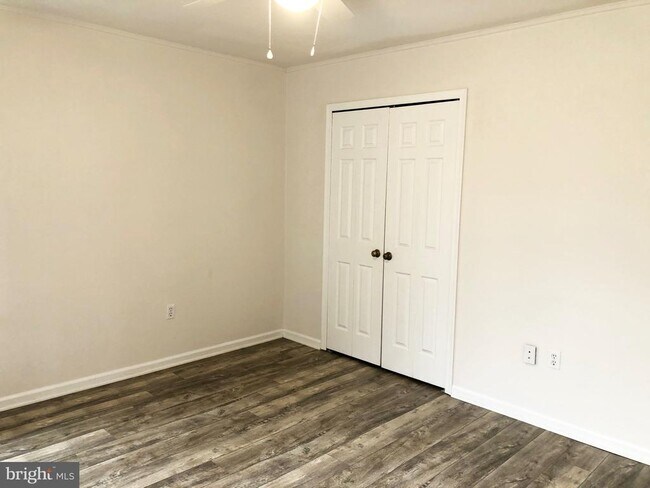 Building Photo - 15153 Woodsman Ln