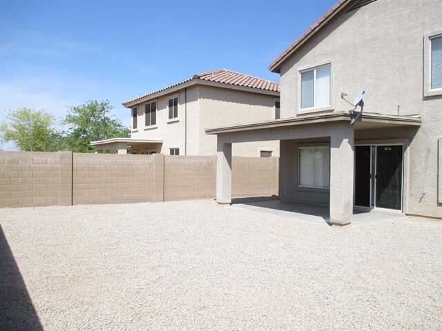 Building Photo - 22377 W Solano Dr