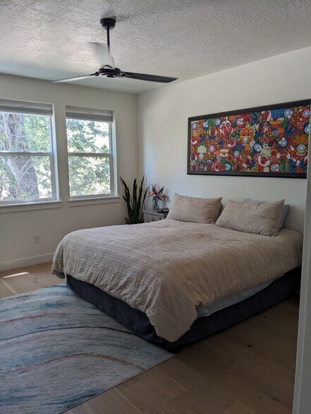 Building Photo - 3360 S Amara Pl
