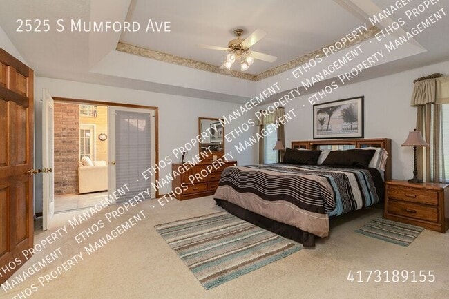 Building Photo - 2525 S Mumford Ave