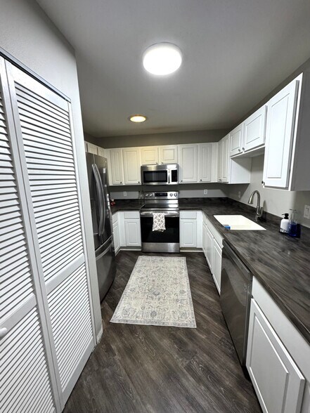 Building Photo - 1146 NE Coy Senda