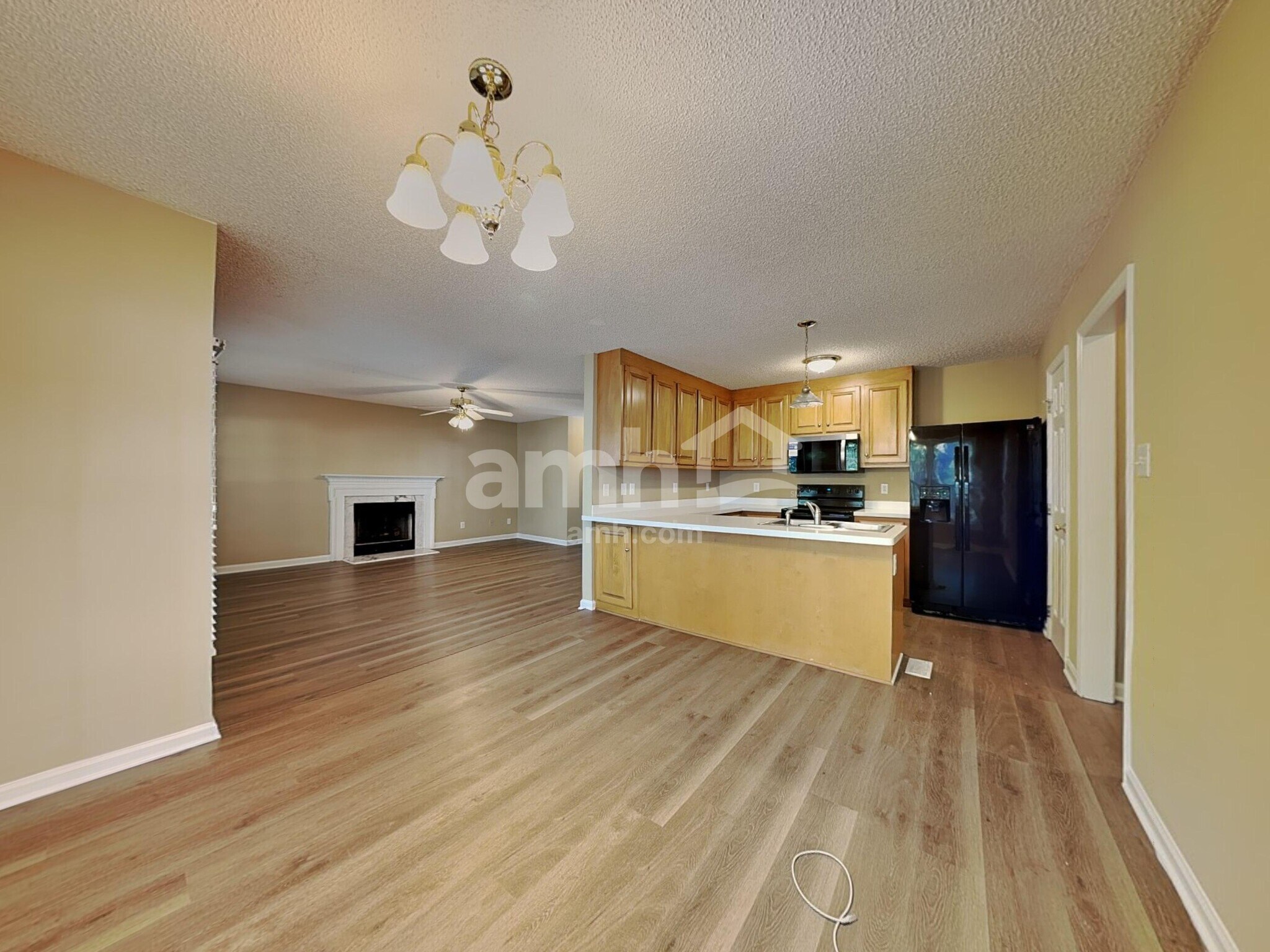 Building Photo - 204 Machost Dr