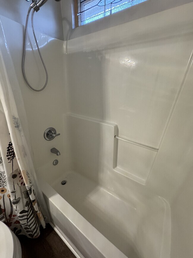 Building Photo - 2016 Saltwater St