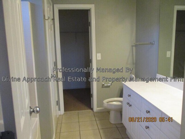 Building Photo - 5629 Kemberton Way