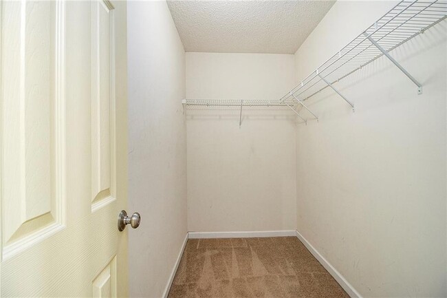 Building Photo - 2781 Parkway Cove