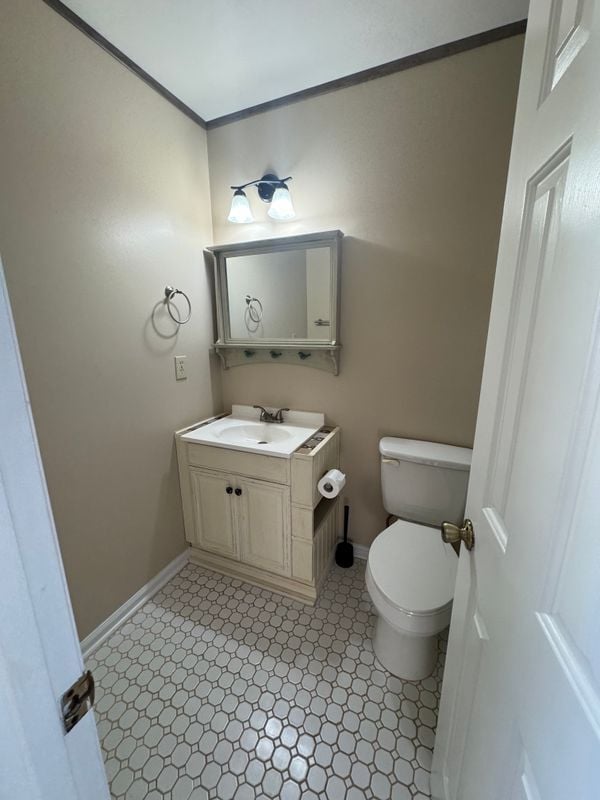 Building Photo - 4 Stonehouse Ct