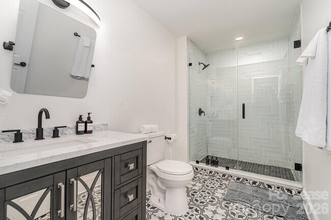 Building Photo - 8823 Dartmoor Pl