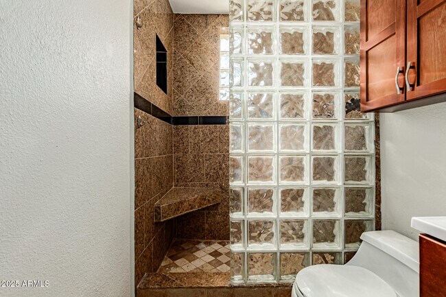 Building Photo - 13209 N 30th St