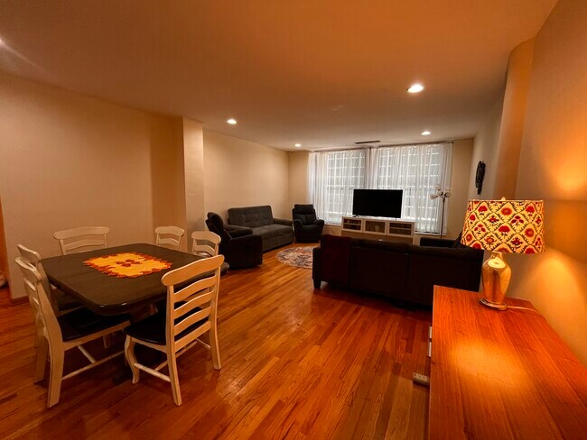 Building Photo - 431 S Dearborn St