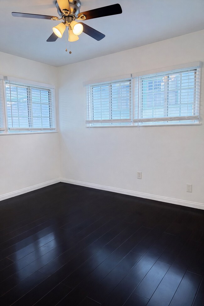 Building Photo - 2540 Hudspeth St