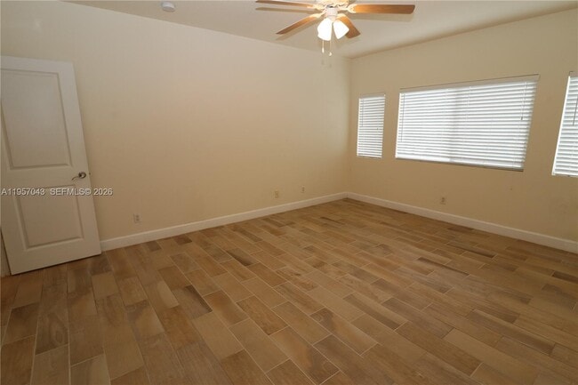 Building Photo - 609 NE 28th St