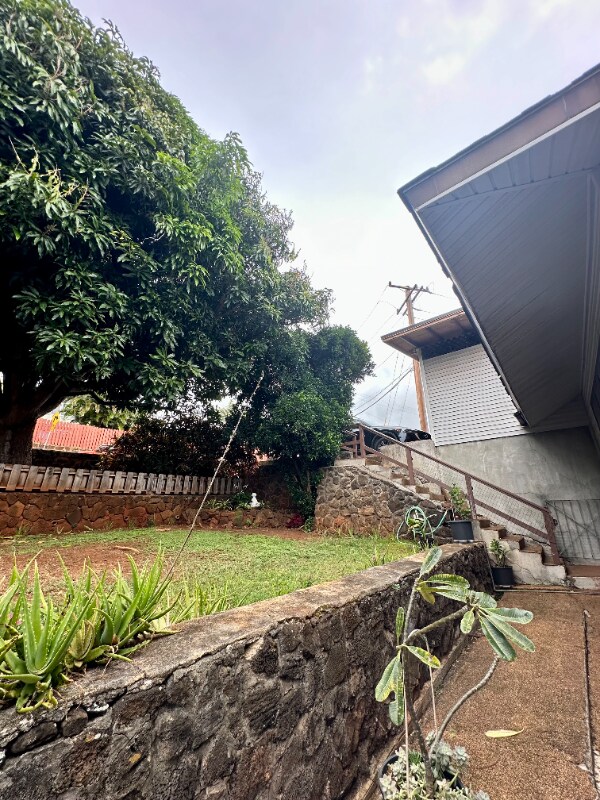 Building Photo - 1027 Lolena St