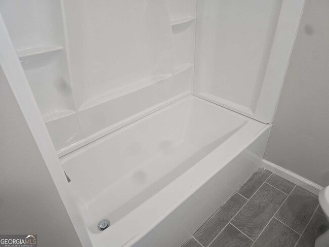 Building Photo - 708 N Church St