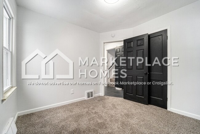 Building Photo - 19394 Barlow St