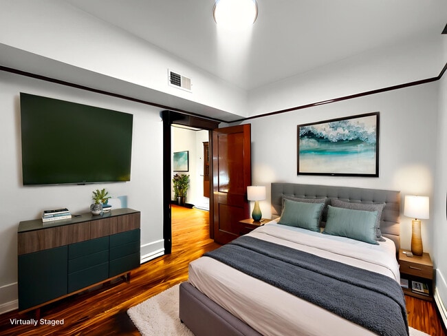 Building Photo - 2340 W Thomas St