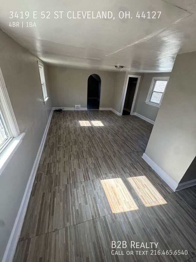 Building Photo - 3419 E 52nd St