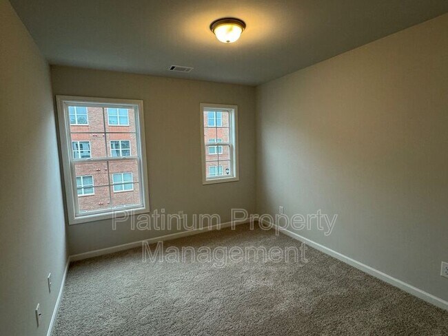 Building Photo - 1598 Laurel Blossom Walk