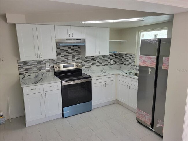 Building Photo - 3433 Atlantis Dr