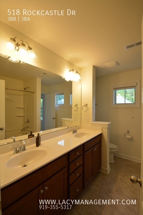 Building Photo - 518 Rockcastle Dr
