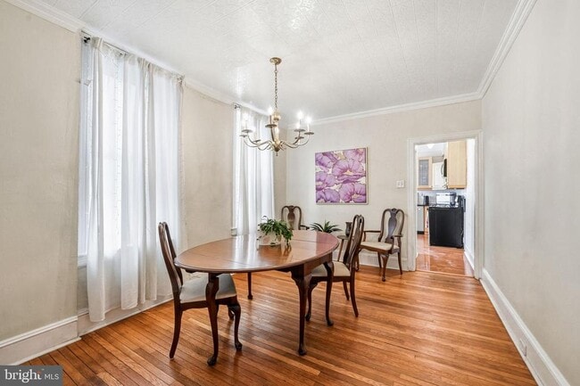 Building Photo - 346 E Union St