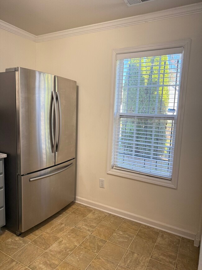 Building Photo - 2809 Fountaingrass Ln