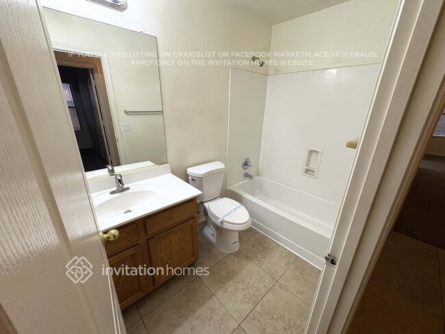 Building Photo - 12440 W Montebello Ave