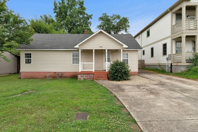 Primary Photo - 5206 Georgia Ave