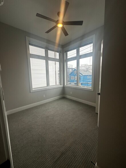 Building Photo - 191 Washington Ave