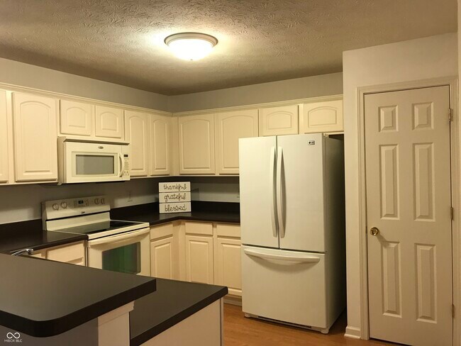 Building Photo - 12172 Black Hills Dr