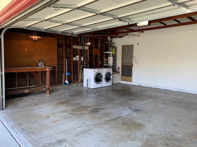2 car garage, W/D - 12952 Andy Dr