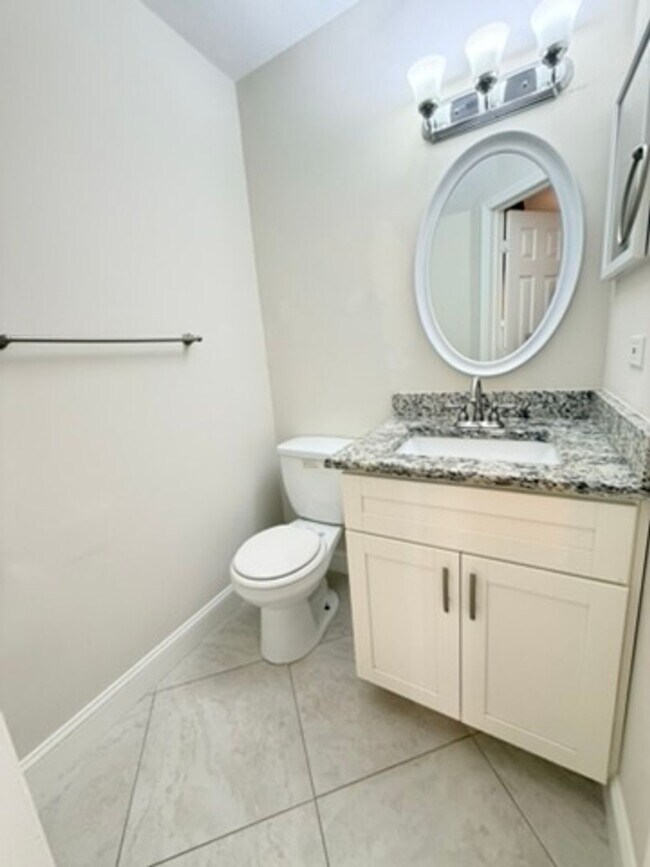 Building Photo - 26560 Southern Pines Dr