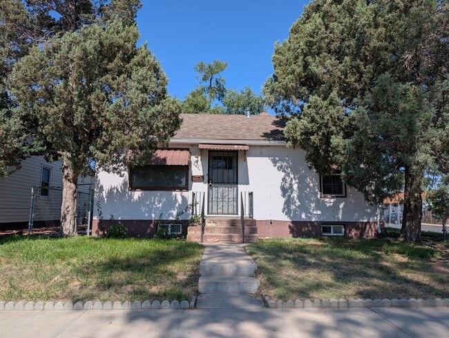 Primary Photo - 931 Sherman St