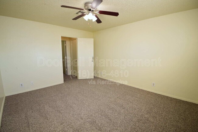 Building Photo - 1514 E 73rd Pl