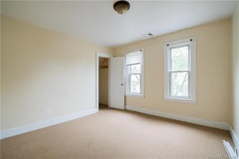 Building Photo - 164 Cedar Hill Ave