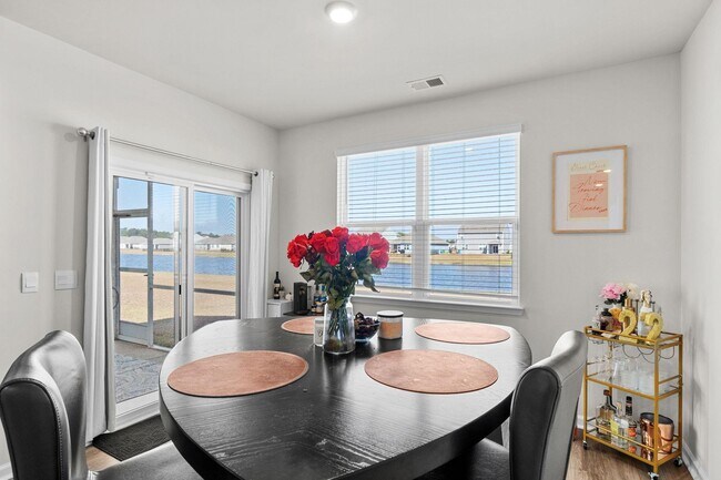 Building Photo - 3144 Fair Rdg Wy