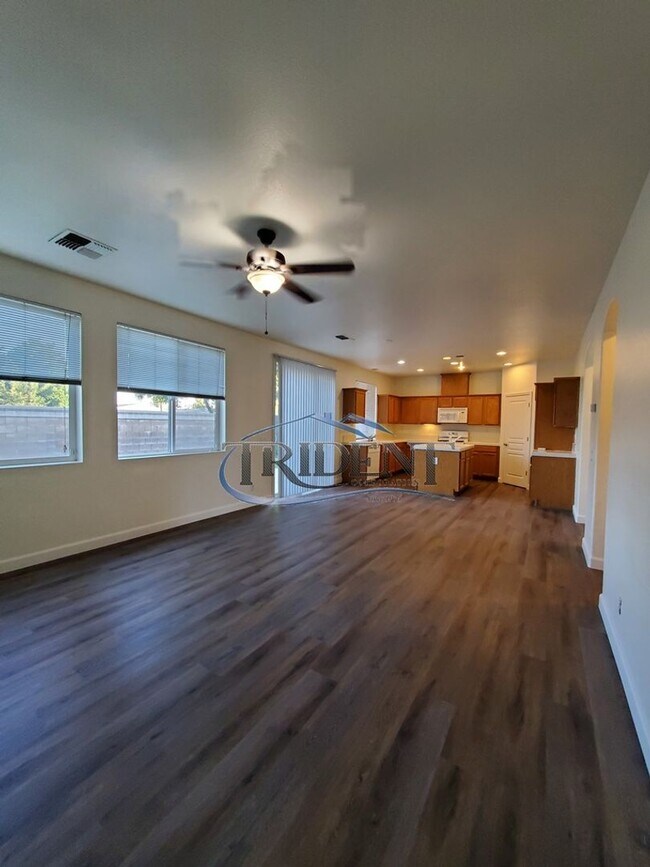 Building Photo - Two Weeks Free Move-in Special!