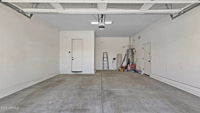 Building Photo - 12025 S 186th Dr