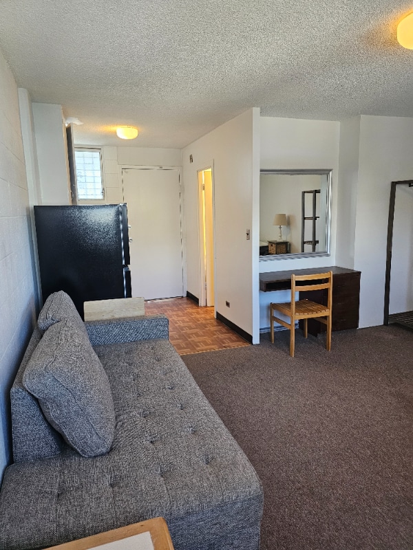 Building Photo - 929 Sheridan St