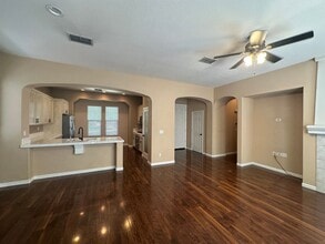 Building Photo - 1824 San Diego Cir