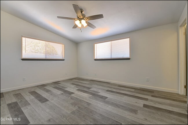 Building Photo - 7117 Alto Rey Ave