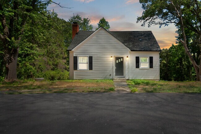 Building Photo - 21 Reids Rd