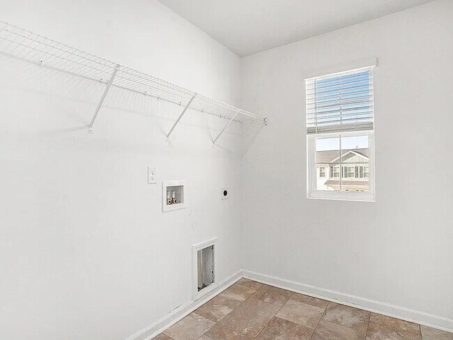 Building Photo - 294 Torslanda Ln