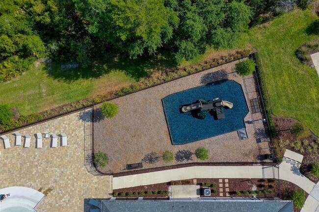 Building Photo - 887 Lk Hl Wy