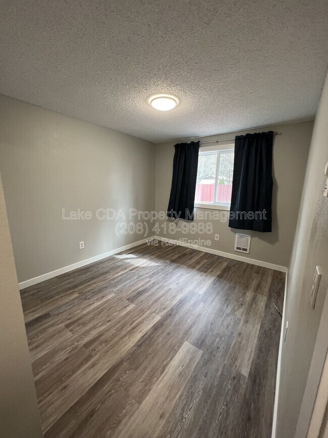 Building Photo - 3412 Belmont Rd