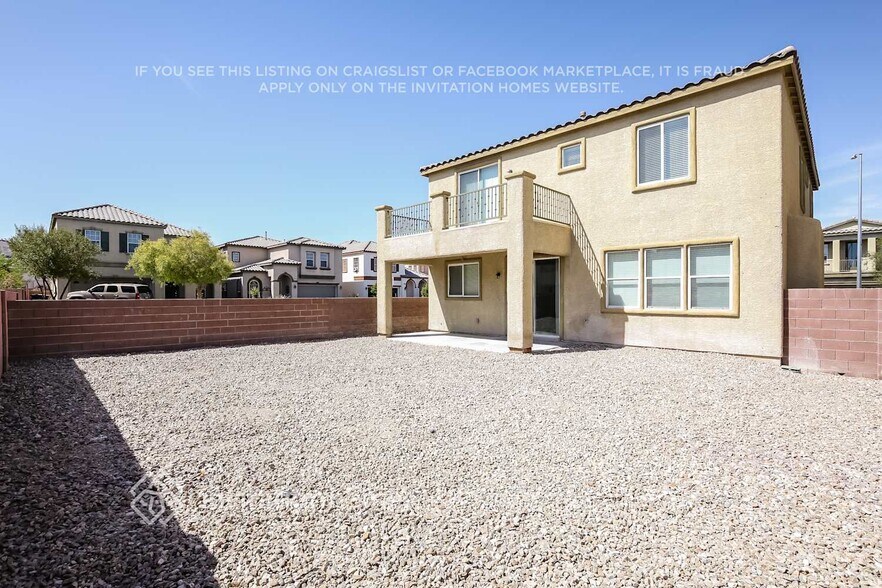 Building Photo - 349 Point Loma Ave