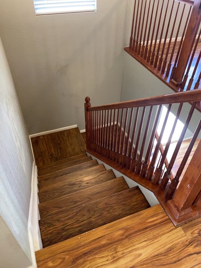 Building Photo - Beautiful 2-Story home near Ft Collins Country Club with easy access to I-25.