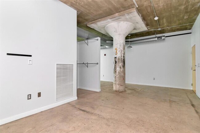 Building Photo - 101 N 12th St